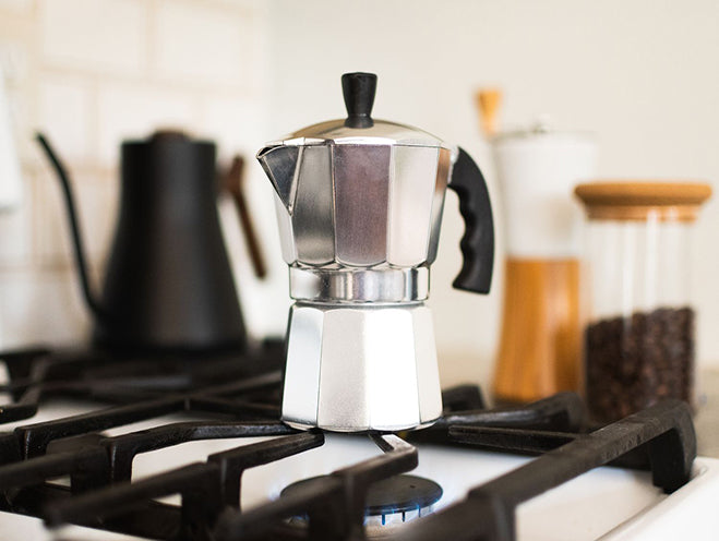 So geht's: Kaffee zubereiten mit dem Espressokocher
